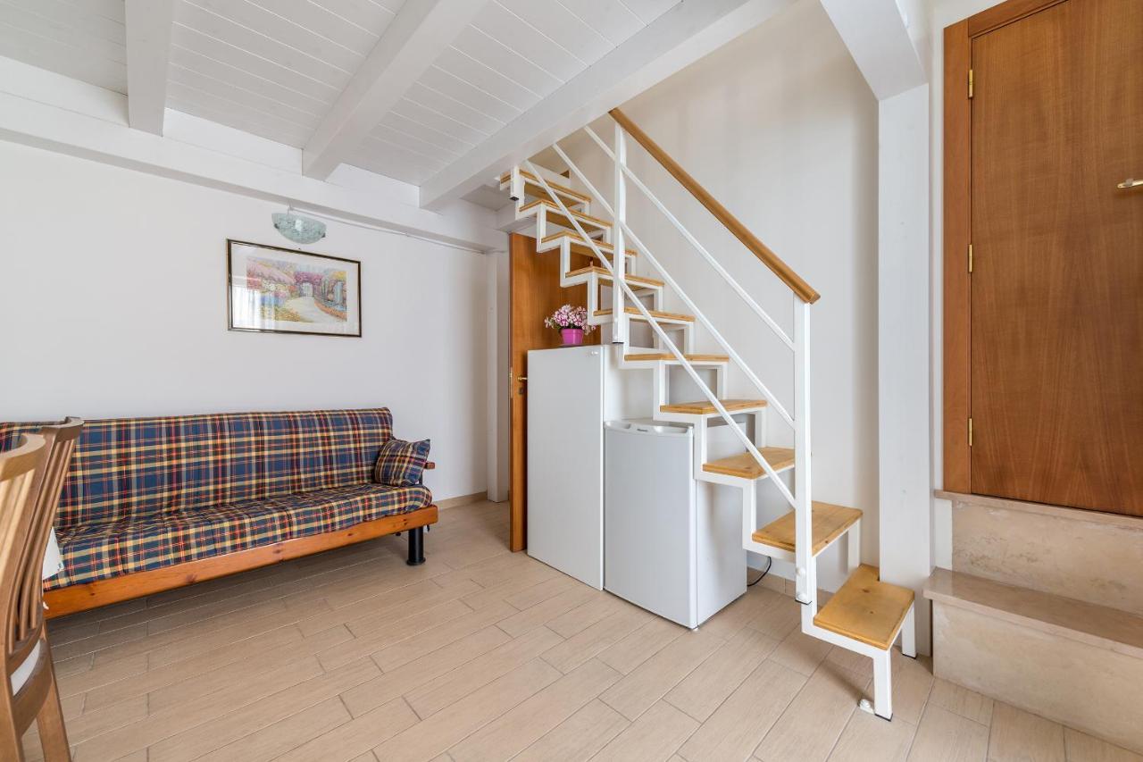 La Vite Bianca Hotel Полиняно а Маре Екстериор снимка